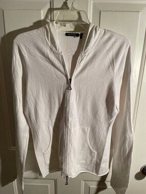 Ladies Daisy Fuentes moda white zipper front hooded sweater size large